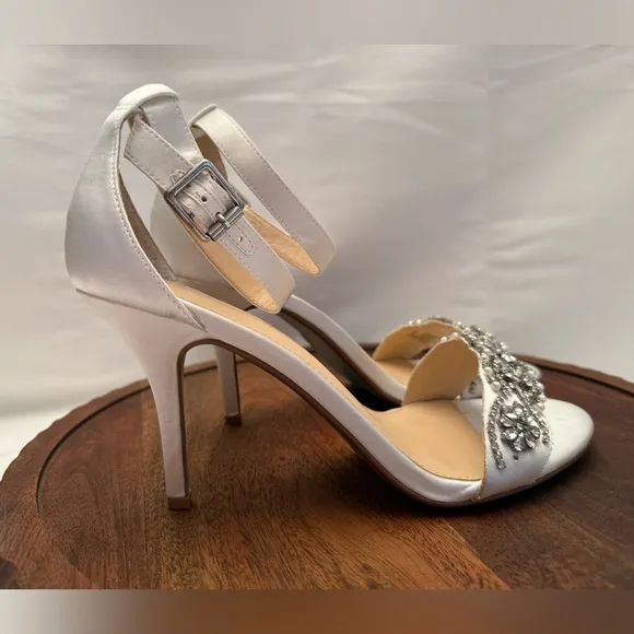Blue by Betsey Johnson Gina Statin Embelished  Dress High Heel Sandal Sz 9.5 $50
