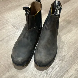 Blundstone classic Brown Chelsea Boots