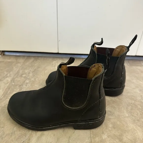 Blundstone Kids Black Leather Chelsea Boots