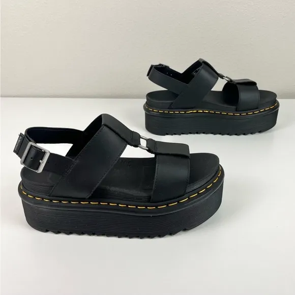 BNIB DR. MARTENS Francis Leather Platform Strap Sandals Black Hydro Leather Goth