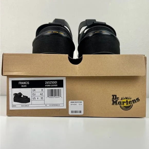 BNIB DR. MARTENS Francis Leather Platform Strap Sandals Black Hydro Leather Goth