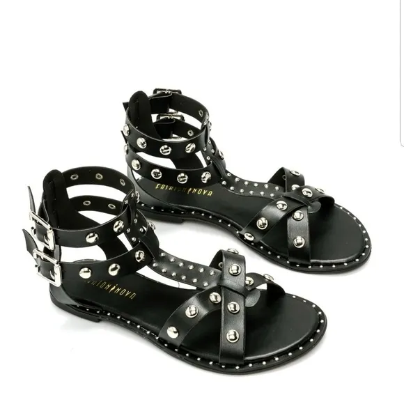 Bo’Aime Black High Gladiator Studded Sandal. Size 10