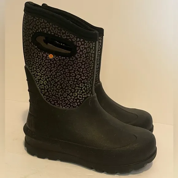 Bogs Kids' Neo Classic Rainbow Leopard Boot