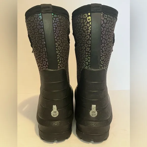 Bogs Kids' Neo Classic Rainbow Leopard Boot