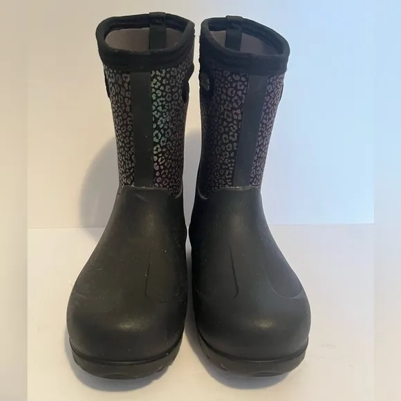 Bogs Kids' Neo Classic Rainbow Leopard Boot