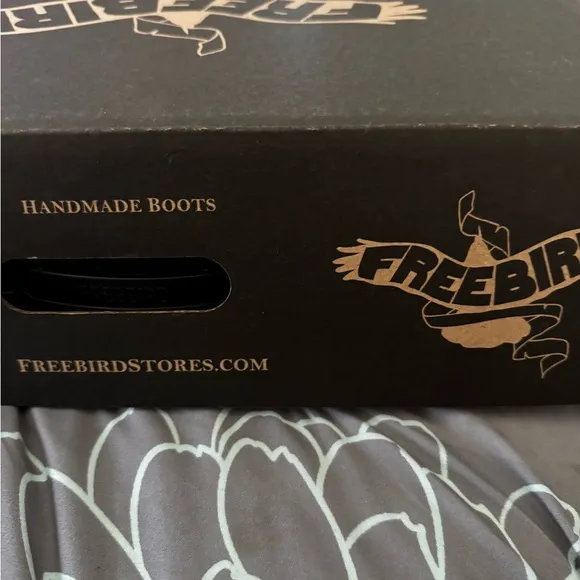 Boots on the Ground!! Western hand made boot never worn..
