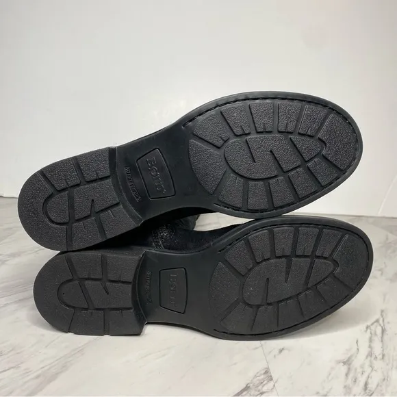 Born Britton Black Distressed Suede Boot 8M