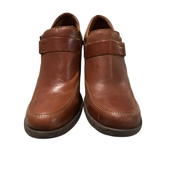 Born Brown Full Grain Leather Chunky Heel Ankle Slip On Nyssa Boots Size 9/40.5