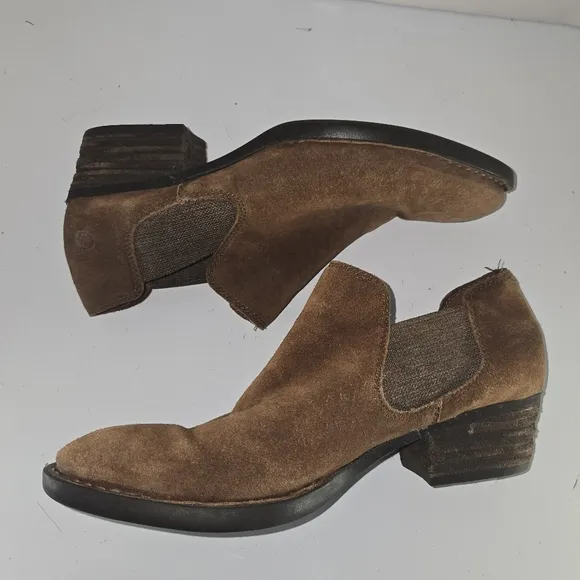 Born Brown Suede Slip-On Boots Shoes Size 9