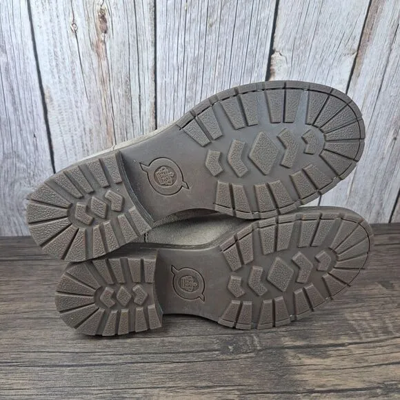 Born Cove Slip On Leather Suede Chelsea Ankle Boots Women's Sz 6 M Taupe (NWT)