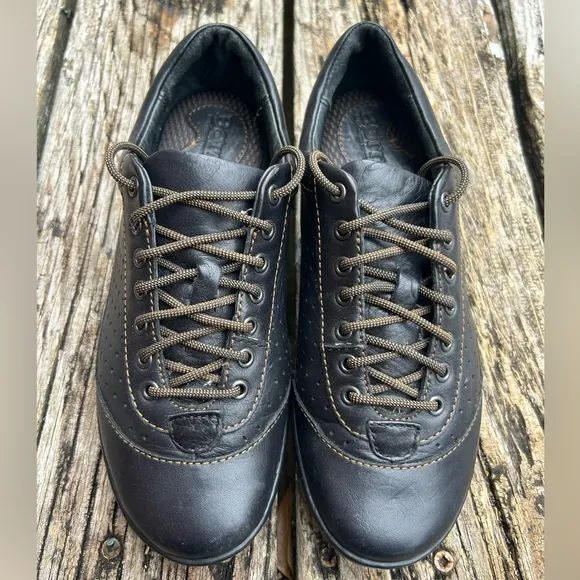 Born Handcrafted Footwear Women’s Black Leather Lace Up Fashion Sneakers Sz 6