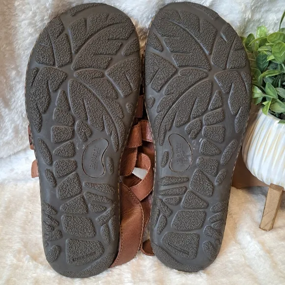 Born Men's Fisherman Sandals Brown Woven Leather Closed Toe Comfort Shoes Sz 12