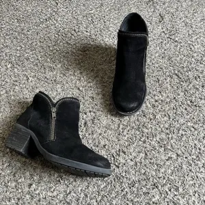 Born Montoro Ankle Boots Women's 6 Black Suede Leather Comfort Block Heel