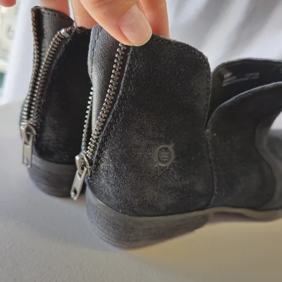 Born Womans  Black Suede Ankle Boots Size 9.5