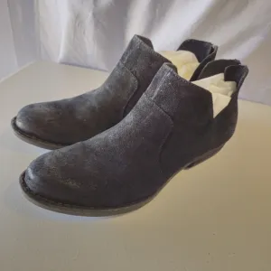 Born Womans  Black Suede Ankle Boots Size 9.5