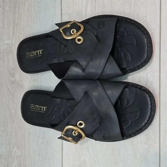 Born Women Marina Crisscross Buckle Leather Sandals Flat shoes sz 9M