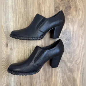 BORN Womens Black Leather Pumps Loafers Comfort Shoes Womens Sz 6.5 NWOT