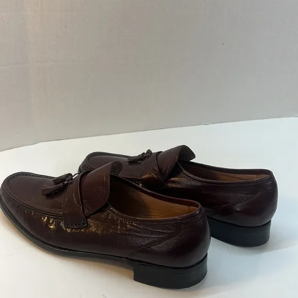 Bostonian Burgundy Leather Hand Sewn Pinch Tassel Loafers size 9.5