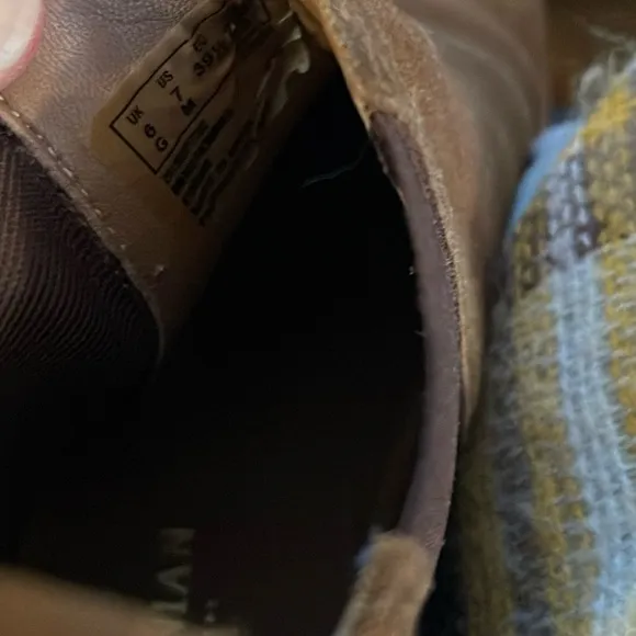 Bostonian Tan Suede Boots 7