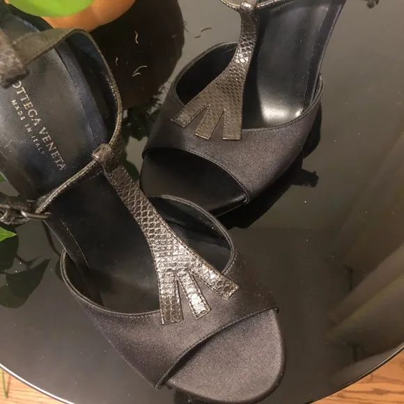Bottega Veneta high heels sandals size 36
