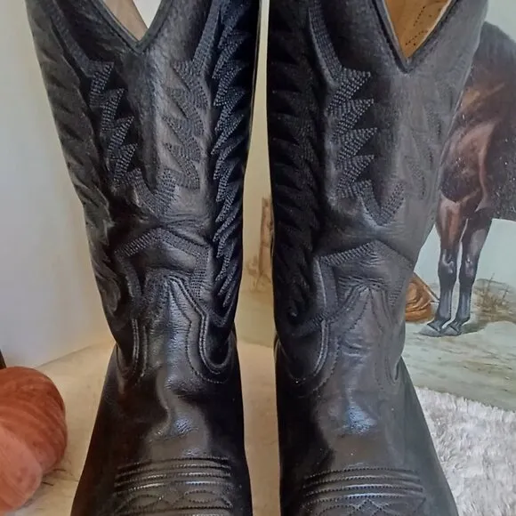 Boulet leather western cowboy boots Deer tan, black Made in Canada.