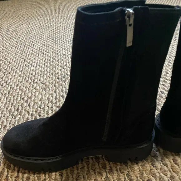 Brand New Aquatalia Hensley Suede Waterproof Boots size 9