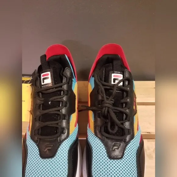 Brand New FILA x BARNEYS  Men's Vibram Sneakers 8.5 (Never Worn)