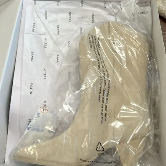 Brand new GUESS women’s boots