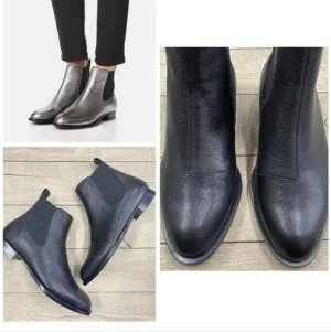 BRAND NEW IN BOX WOMENS LEATHER BOOTS