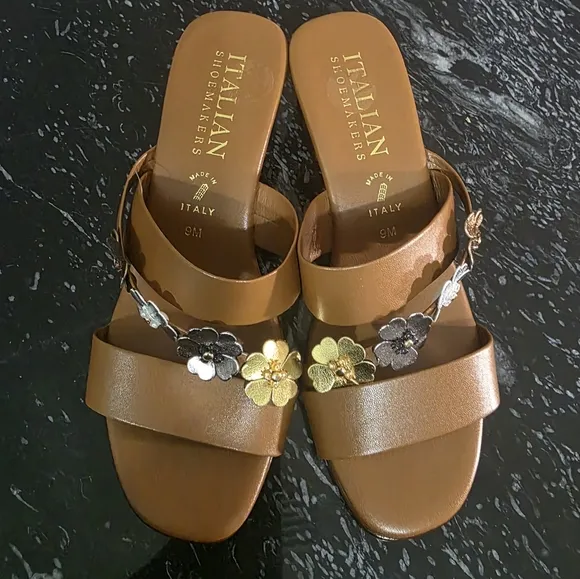 BRAND NEW ITALIAN SHOEMAKERS  FLORAL WOMEN'S DESIGN SANDALS