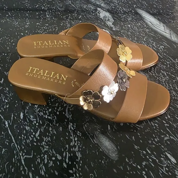 BRAND NEW ITALIAN SHOEMAKERS  FLORAL WOMEN'S DESIGN SANDALS