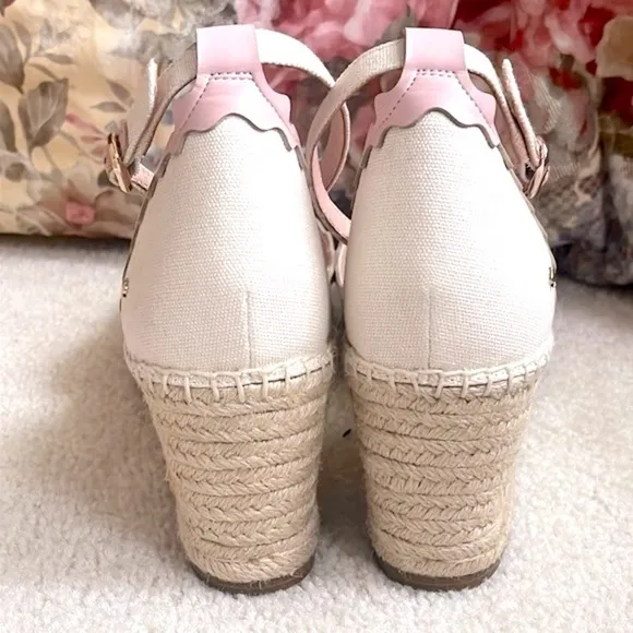 Brand New Kate Spade Cream Canvas Espadrille Wedge Heels Scalloped Leather Trim