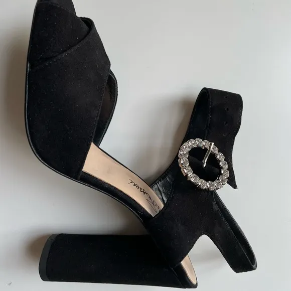 Brand NEW Made in Italy suede high-heeled sandals