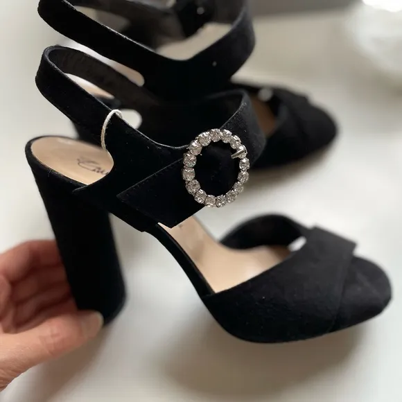 Brand NEW Made in Italy suede high-heeled sandals