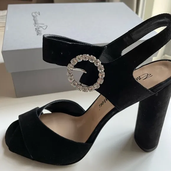 Brand NEW Made in Italy suede high-heeled sandals