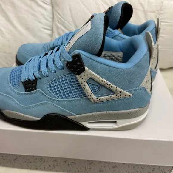 Brand‎ new Never worn Blue Retro Sneakers