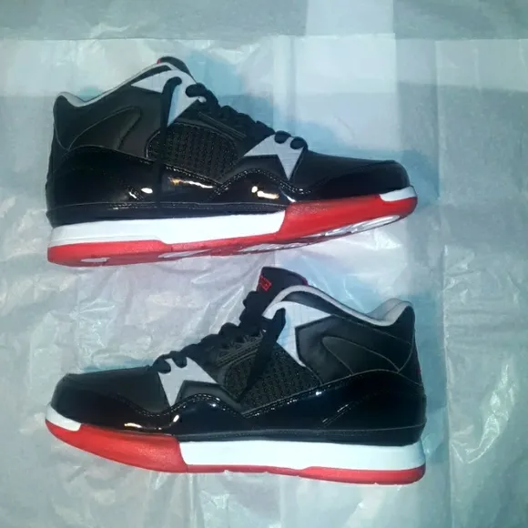 British Knights Sneakers BK, Brand NEW, Men size 9 = Women 10.5