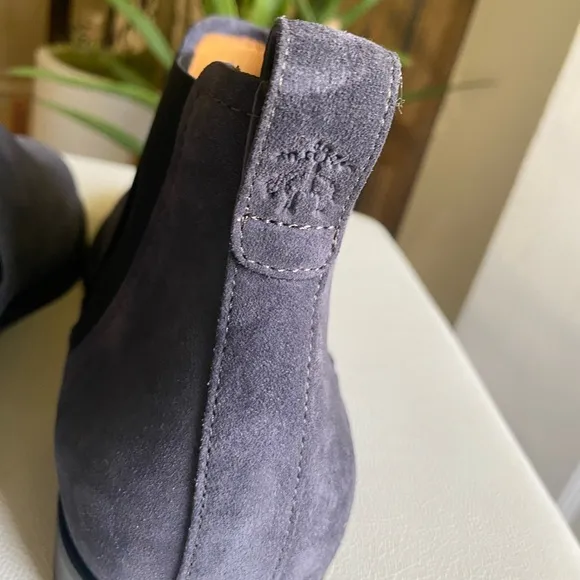 BROOKS BROTHERS Men’s Suede Chelsea Boots Size 11
