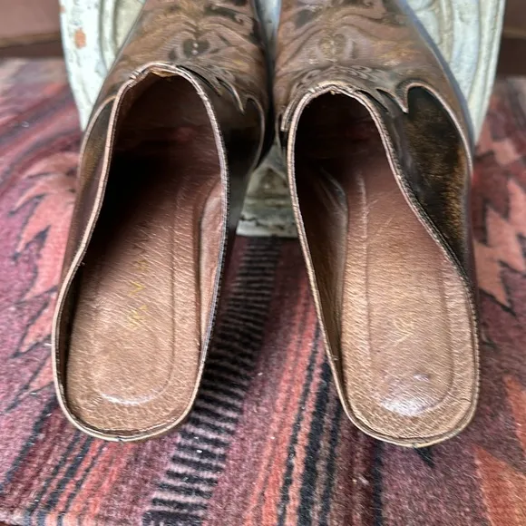 Brown bronze Leather Western slip on Mule boots size 6