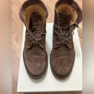 Brunello Cucinelli brogue suede boots 41