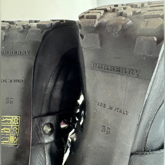 Burberry Moto Buckle Boots 39