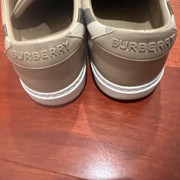 Burberry Tan and Red Sneakers with Suede Finish 🔥weekend lowest price 🔥