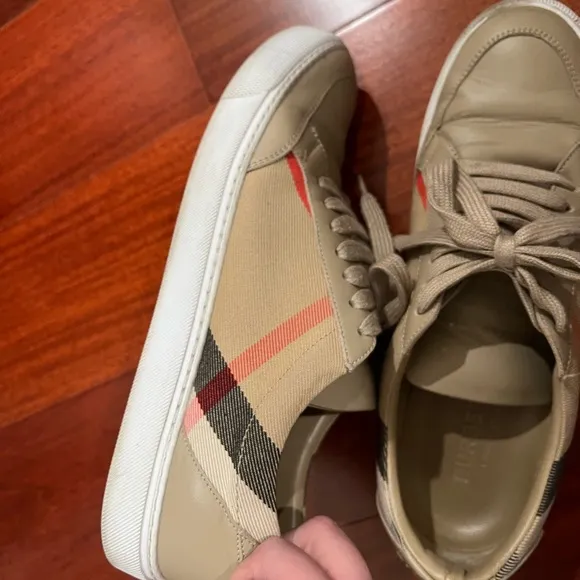 Burberry Tan and Red Sneakers with Suede Finish 🔥weekend lowest price 🔥