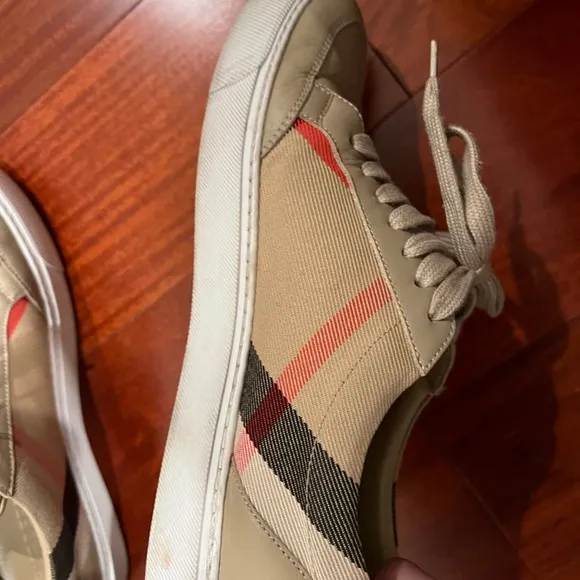Burberry Tan and Red Sneakers with Suede Finish 🔥weekend lowest price 🔥