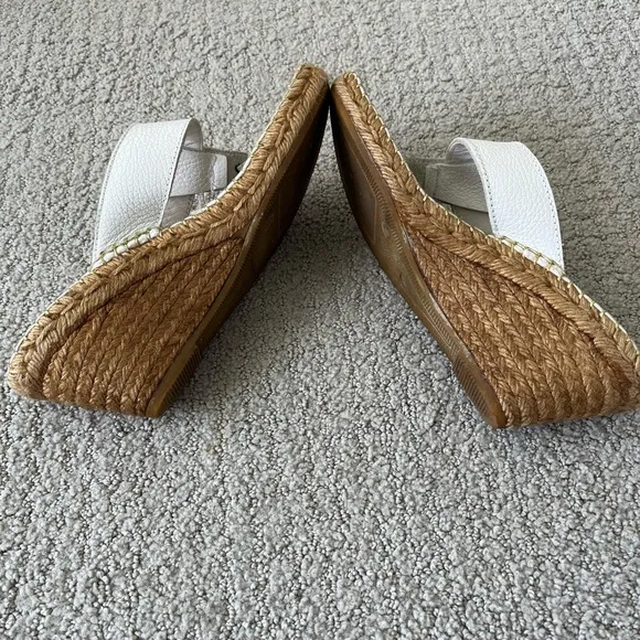 Burberry White and Beige Check Sandals