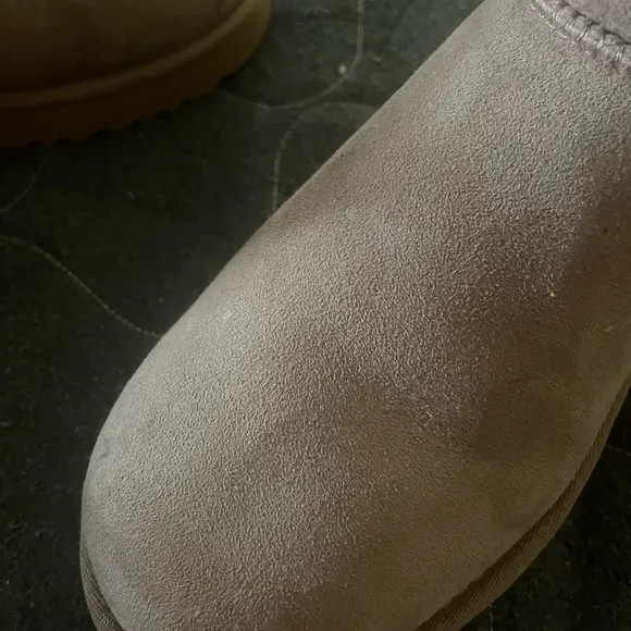 Caribou mini Ugg boots