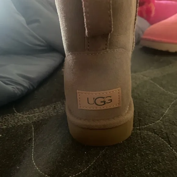 Caribou mini Ugg boots