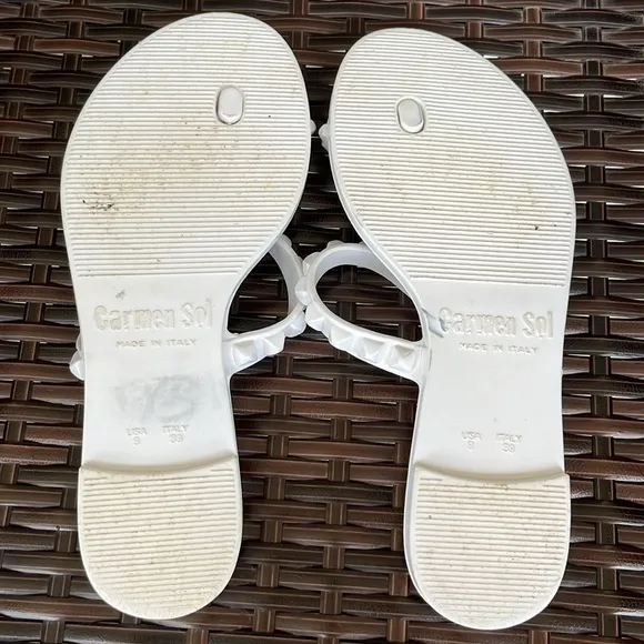 Carmen Sol Maria Flat Sandals - Size 9