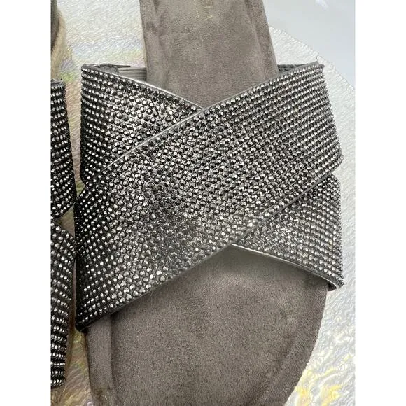 Carvela Comfort Slip on Silver Rhinestone Open Round Toe Sandals Size 7