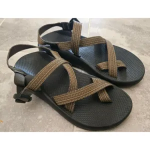 Chaco Brown Classic Sport Sandals Mens 10 Strappy Waterproof Hiking Outdoors